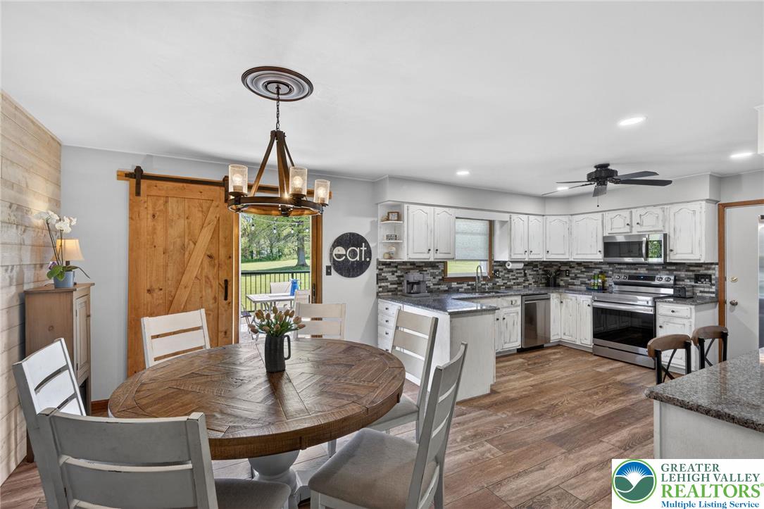 1611 Sleepy Hollow Road Quakertown, PA 18951 - Photo 19 of 57 Beautiful Dining Area