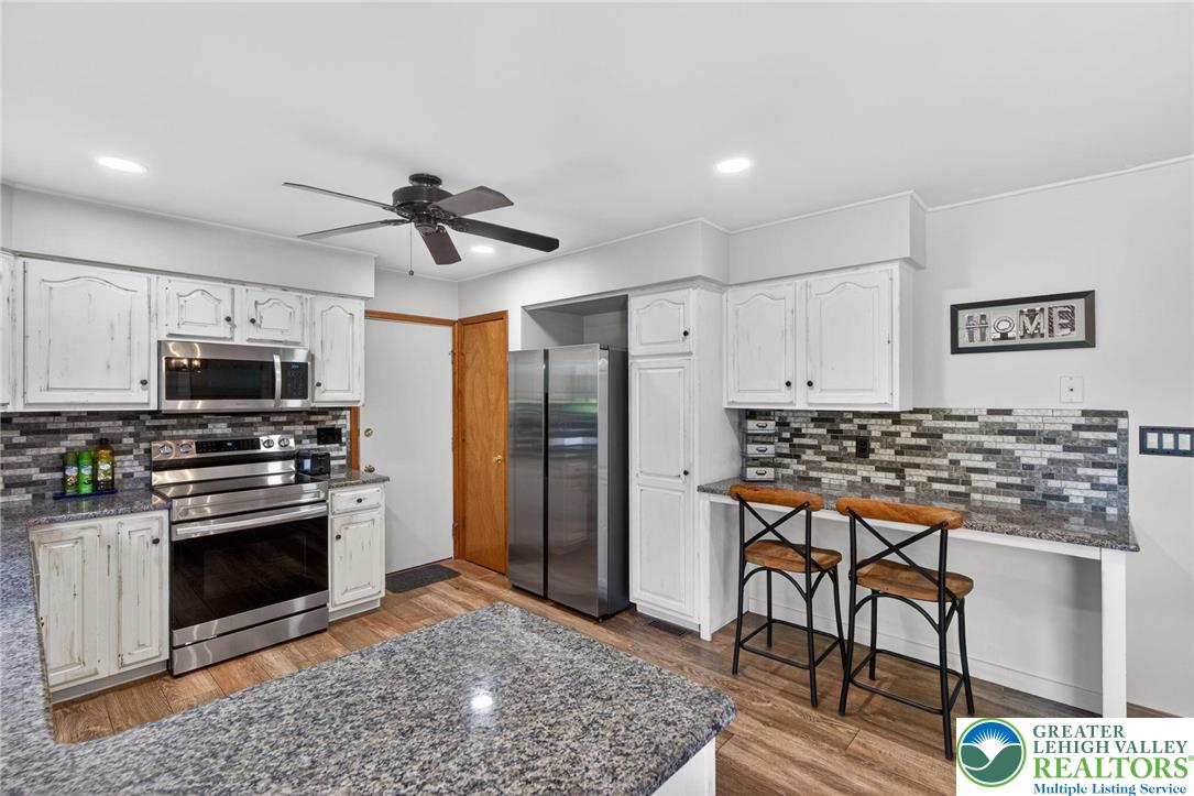 1611 Sleepy Hollow Road Quakertown, PA 18951 - Photo 30 of 57
