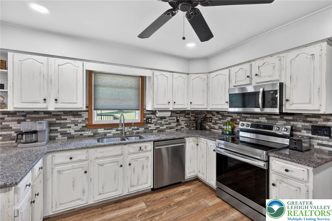 1611 Sleepy Hollow Road Quakertown, PA 18951 - Photo 32 of 57