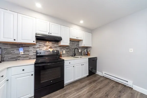 $2,500 | 180 Main Street, Unit 6109, Bridgewater, MA 02324