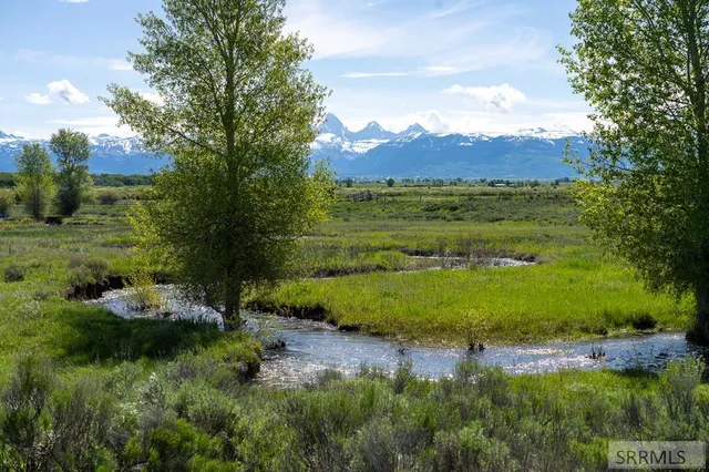 $2,200,000 | 1004 Eddyline Drive, Tetonia, ID 83452