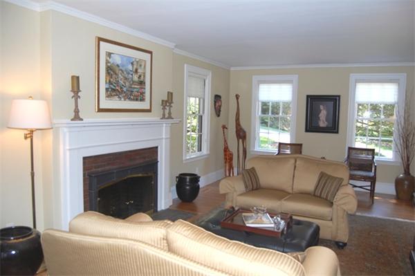 2 Eustis Street Lexington, MA 02421 - Photo 3 of 26