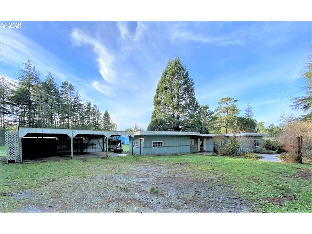 55485 Goodwin Road Bandon, OR 97411 - Photo 3 of 32 Gallery Image 3