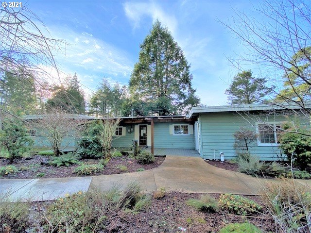 55485 Goodwin Road Bandon, OR 97411 - Photo 4 of 32 Gallery Image 4