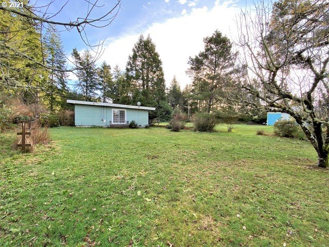 55485 Goodwin Road Bandon, OR 97411 - Photo 7 of 32 Yard