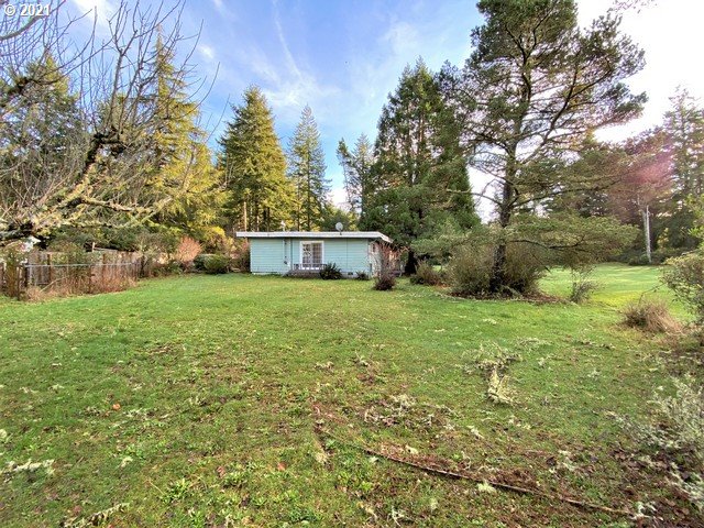 55485 Goodwin Road Bandon, OR 97411 - Photo 8 of 32 Yard