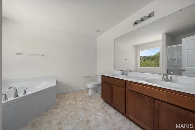 $467,020 | 1416 Bloomfield Drive, Eureka, MO 63025