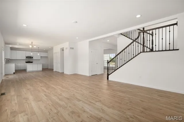 $467,020 | 1416 Bloomfield Drive, Eureka, MO 63025