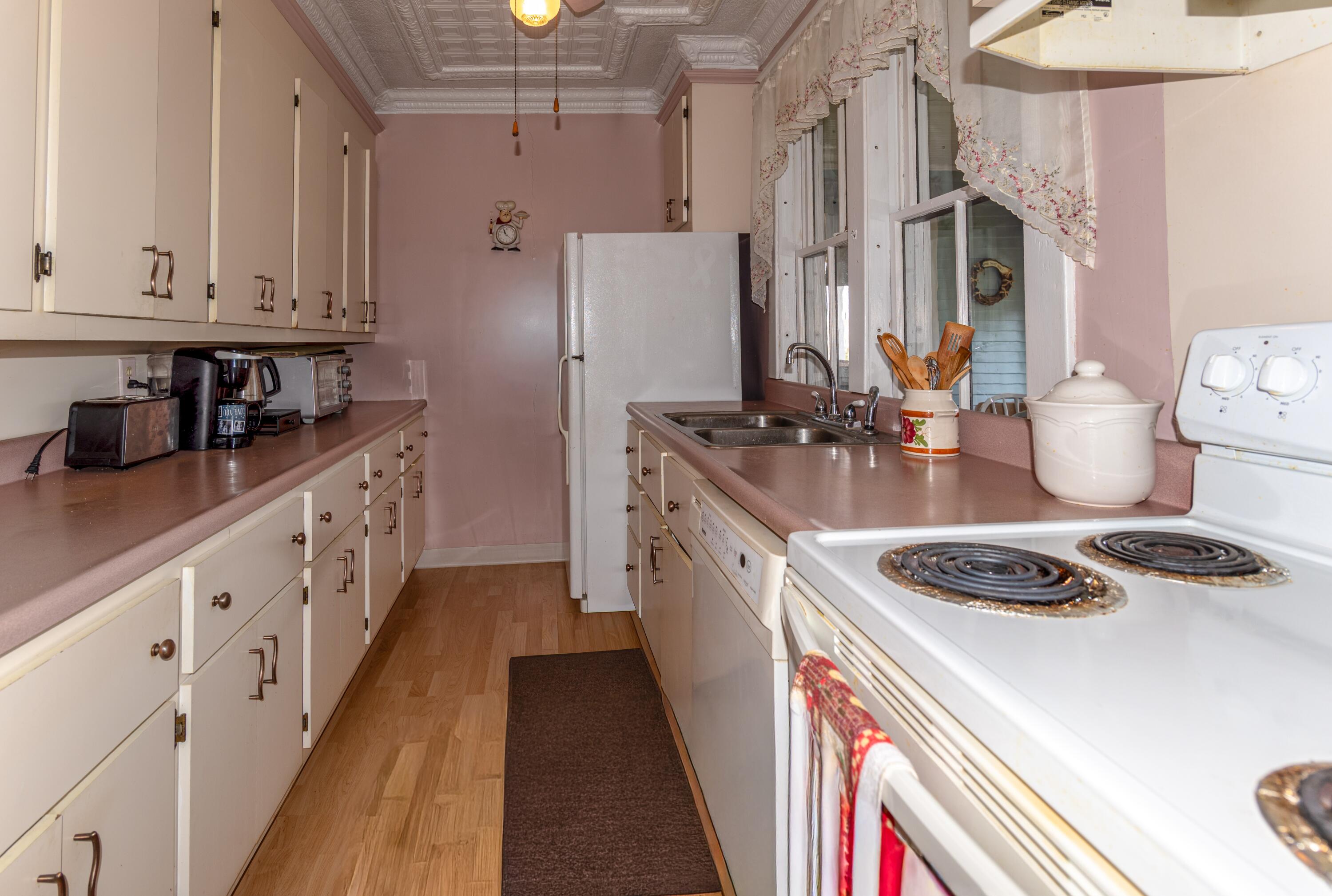 871 Main Street St. Francis, ME 04774 - Photo 17 of 55 Kitchen