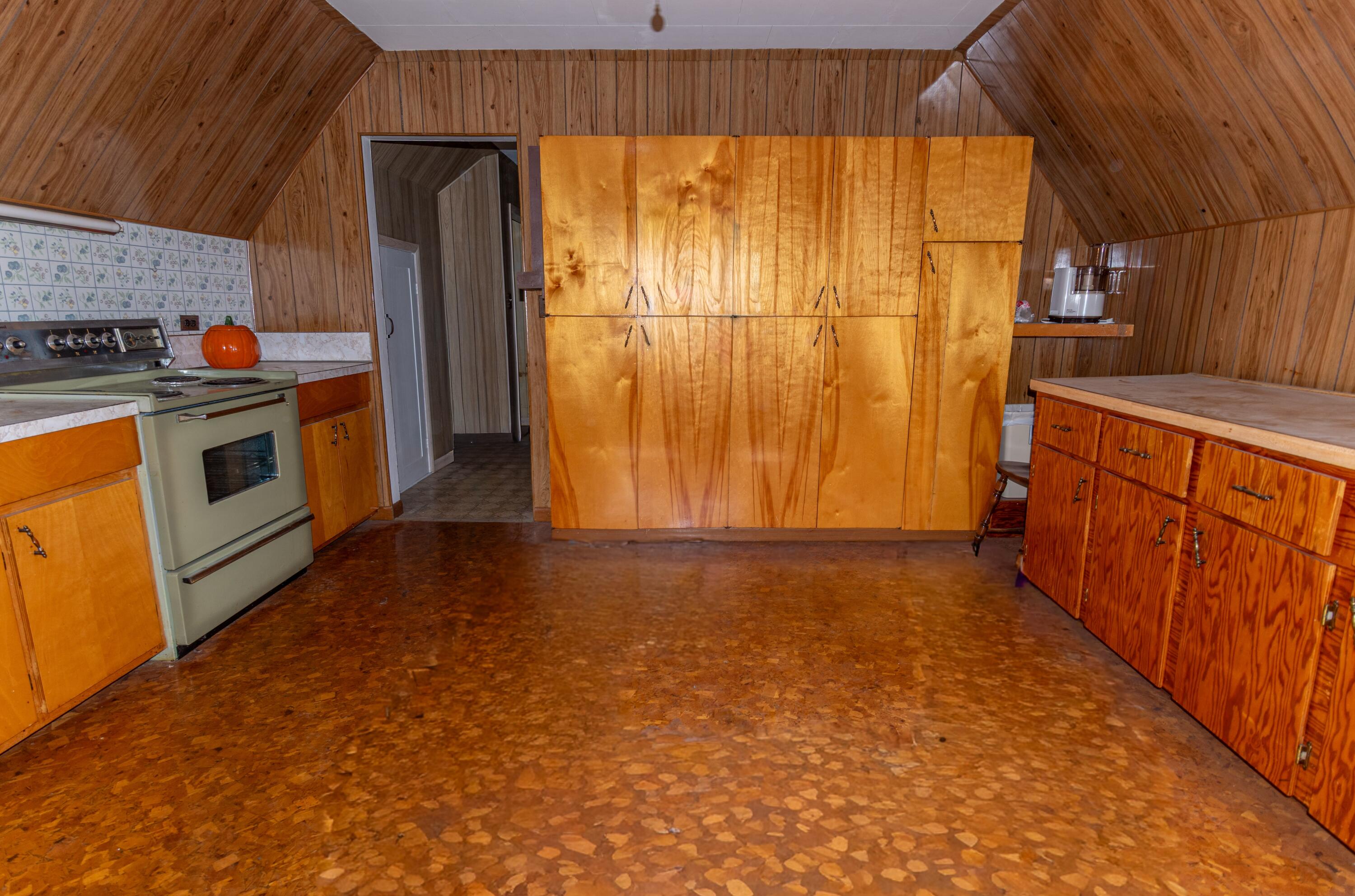 871 Main Street St. Francis, ME 04774 - Photo 33 of 55 Kitchen