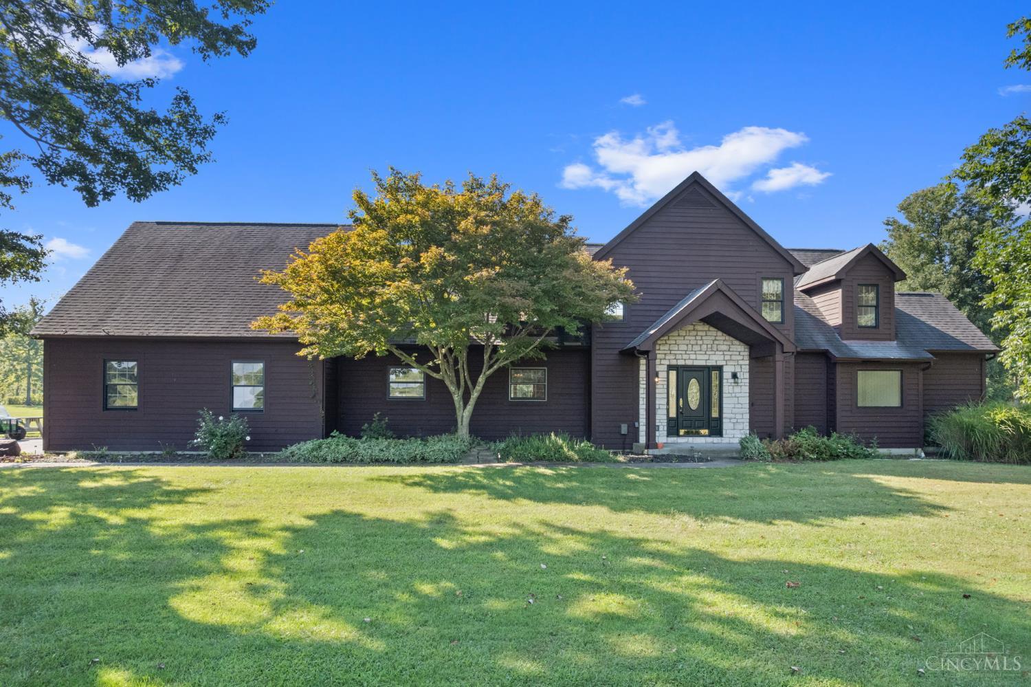 1613 West Concord Road Amelia, OH 45102 - Photo 1 of 58 Gallery Image 1