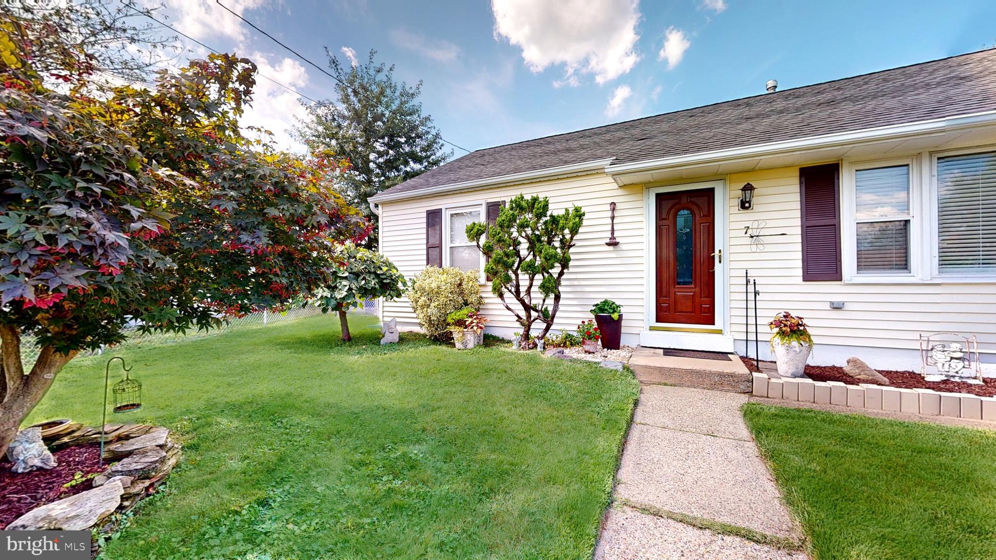 7 Morton Road Pemberton, NJ 08068 - Photo 4 of 42