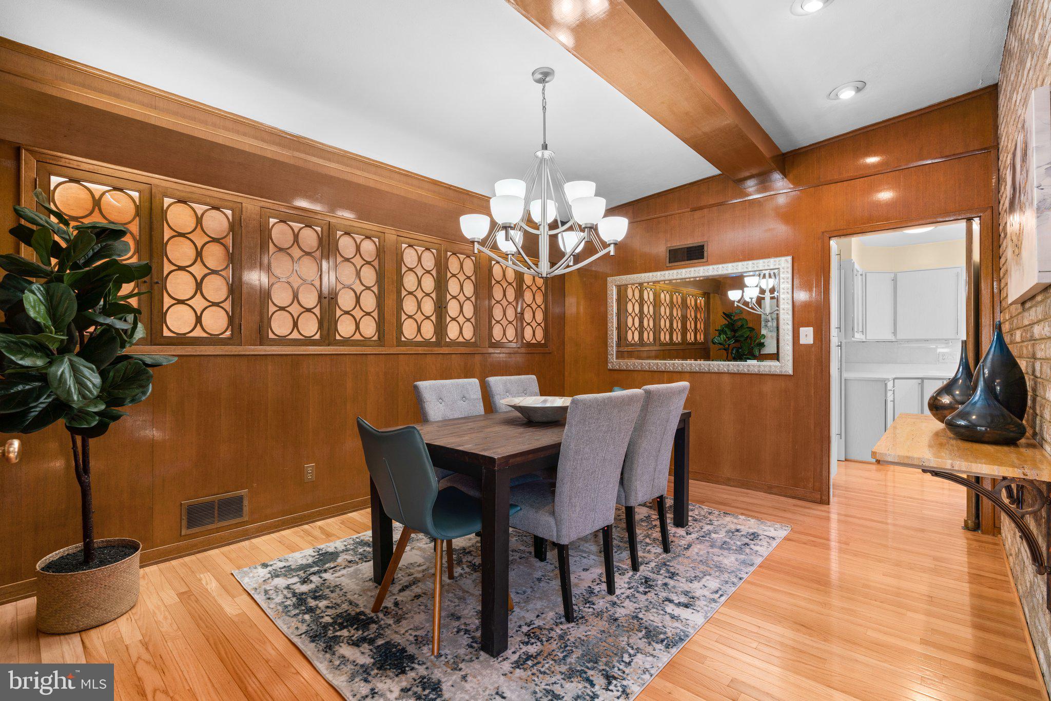 9208 Colesville Road Silver Spring, MD 20910 - Photo 11 of 39