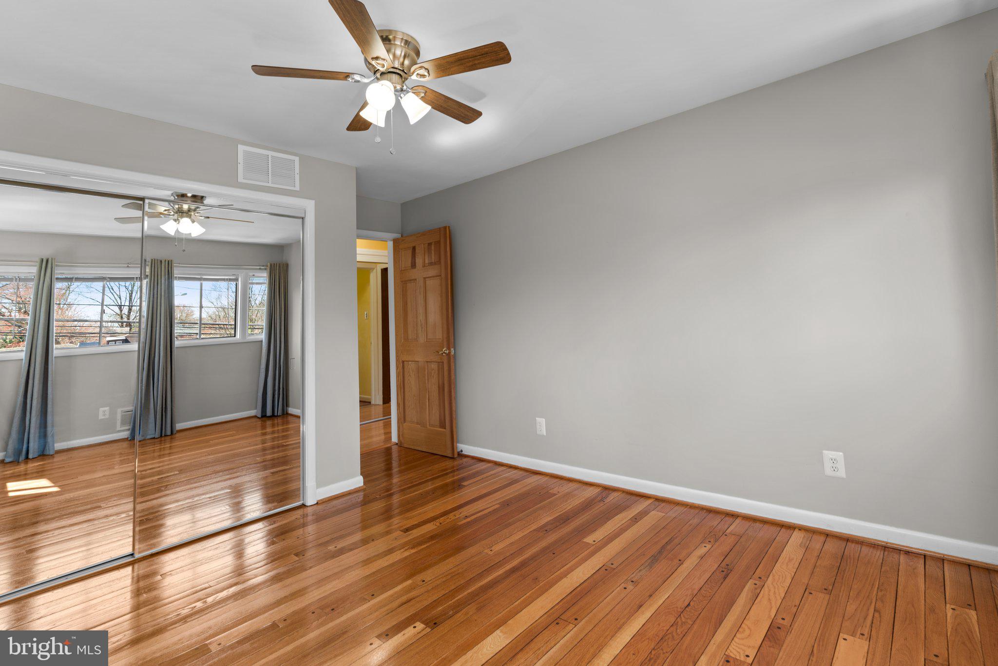 9208 Colesville Road Silver Spring, MD 20910 - Photo 23 of 39