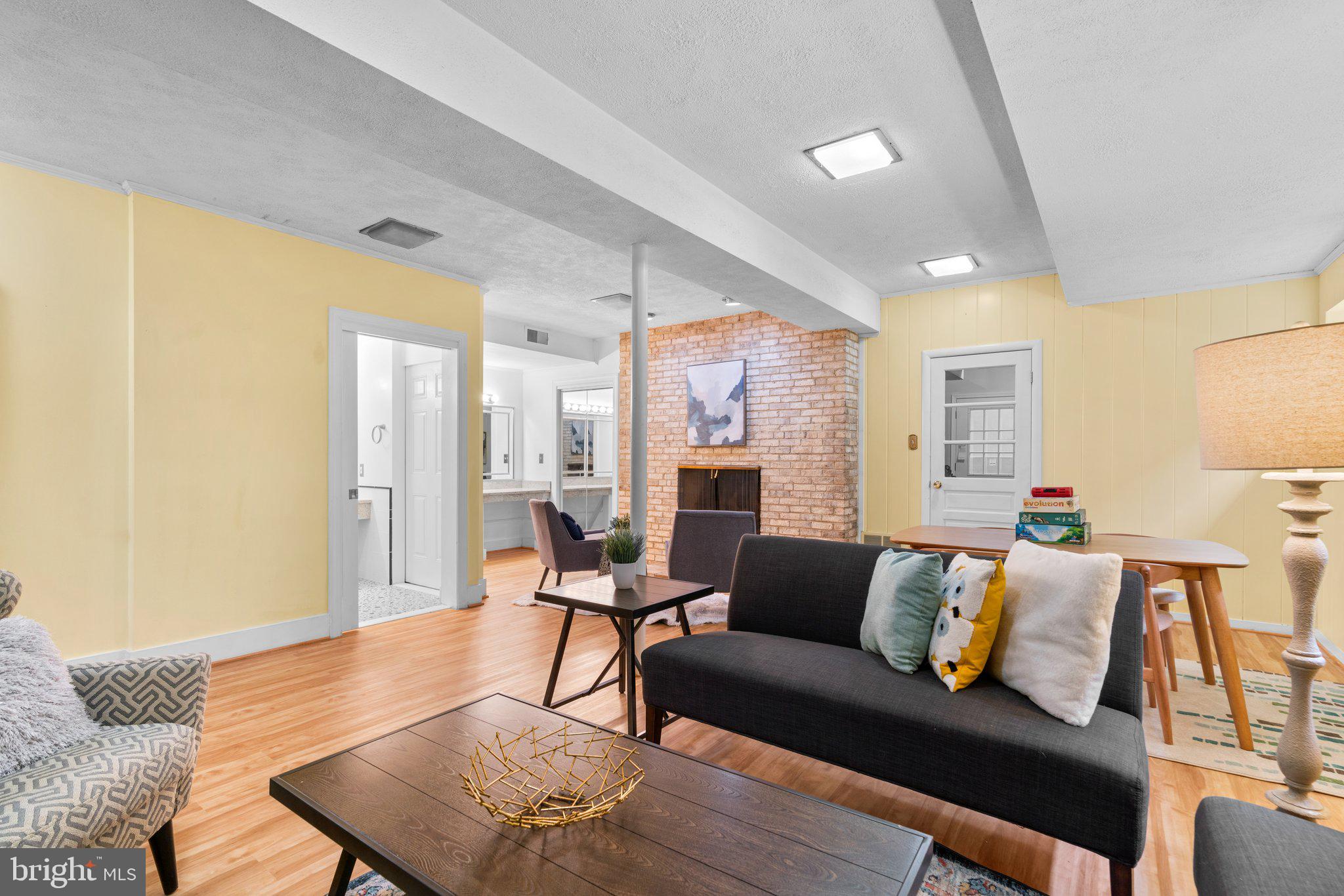 9208 Colesville Road Silver Spring, MD 20910 - Photo 31 of 39