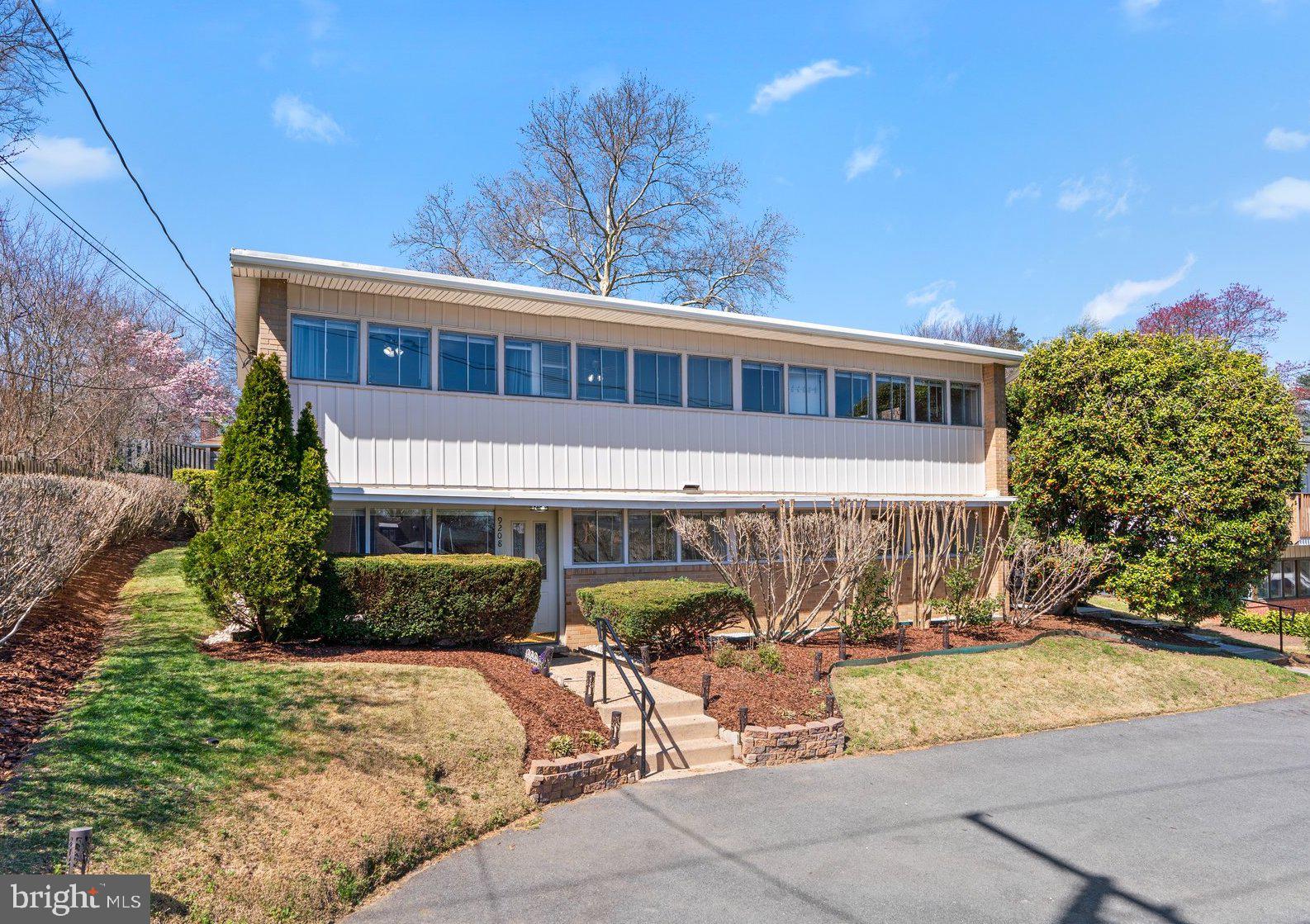 9208 Colesville Road Silver Spring, MD 20910 - Photo 38 of 39