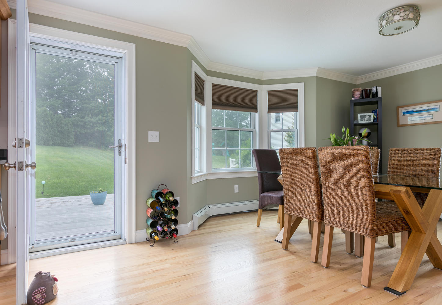 11 Meeting House Road Scarborough, ME 04074 - Photo 11 of 43 11 Meeting House Rd-large-011-004-Dining