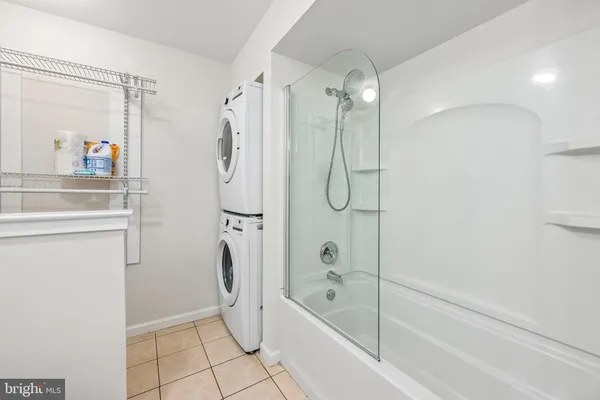 $220,000 | 5105 Tracy Court, Voorhees, NJ 08043