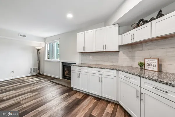 $220,000 | 5105 Tracy Court, Voorhees, NJ 08043