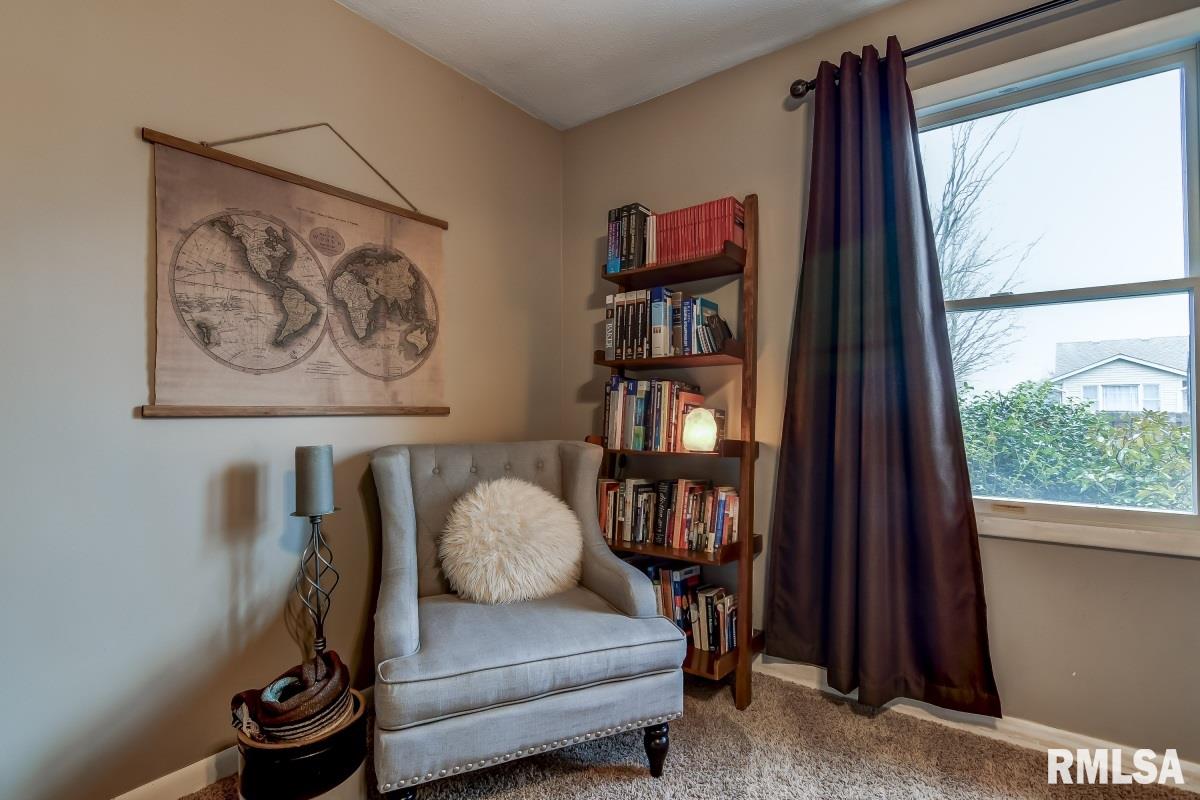 1417 Burning Bush Court Springfield, IL 62712 - Photo 21 of 35 Gallery Image 21