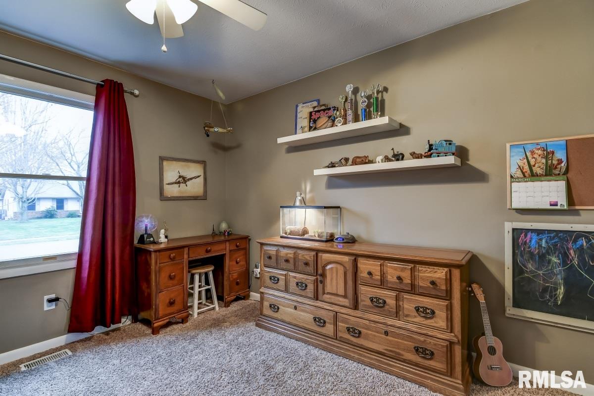 1417 Burning Bush Court Springfield, IL 62712 - Photo 28 of 35 Gallery Image 28