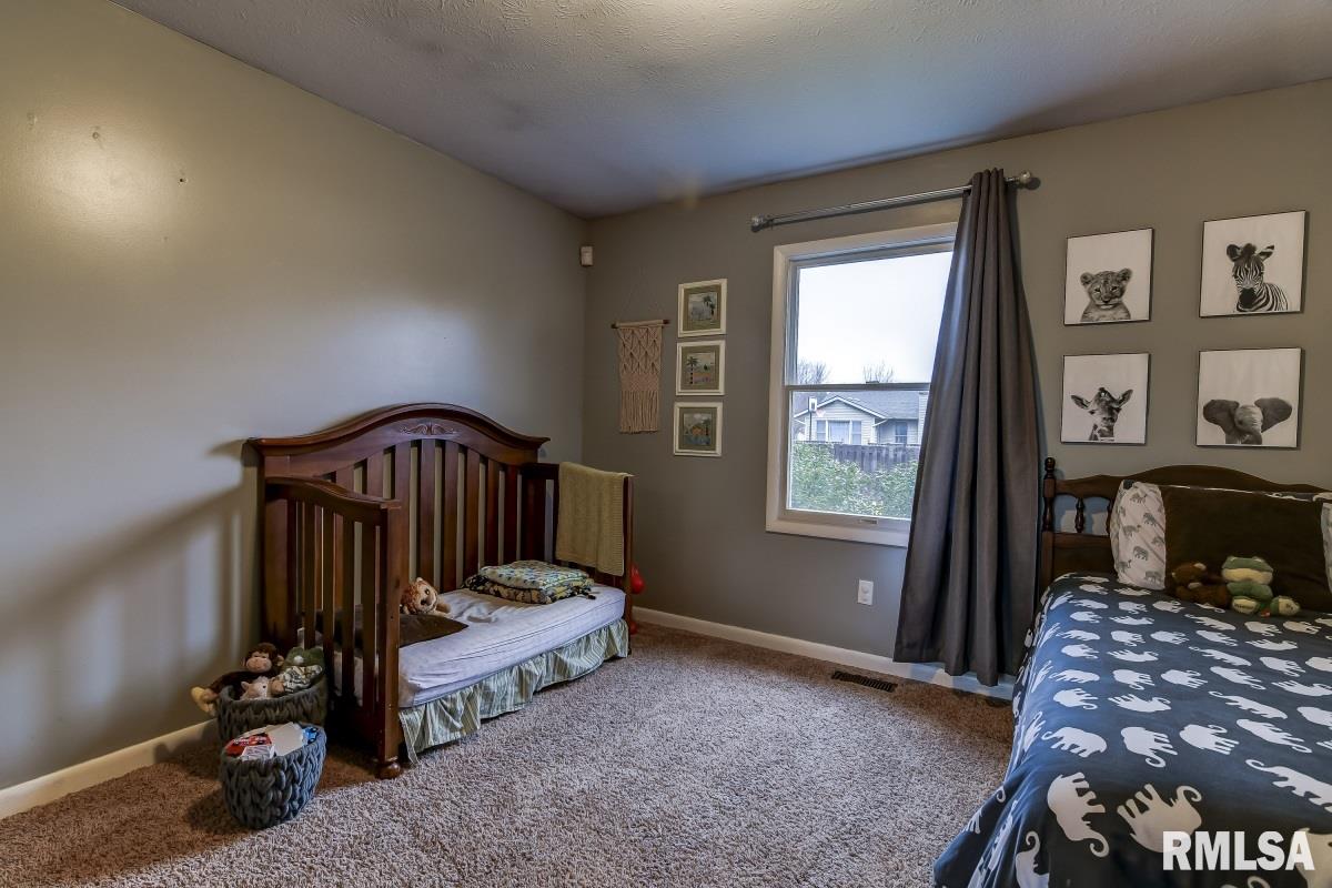 1417 Burning Bush Court Springfield, IL 62712 - Photo 31 of 35 Gallery Image 31