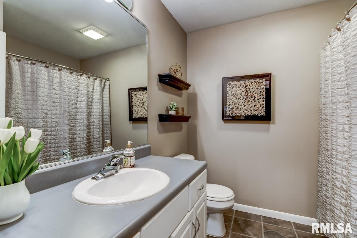 1417 Burning Bush Court Springfield, IL 62712 - Photo 32 of 35 Gallery Image 32