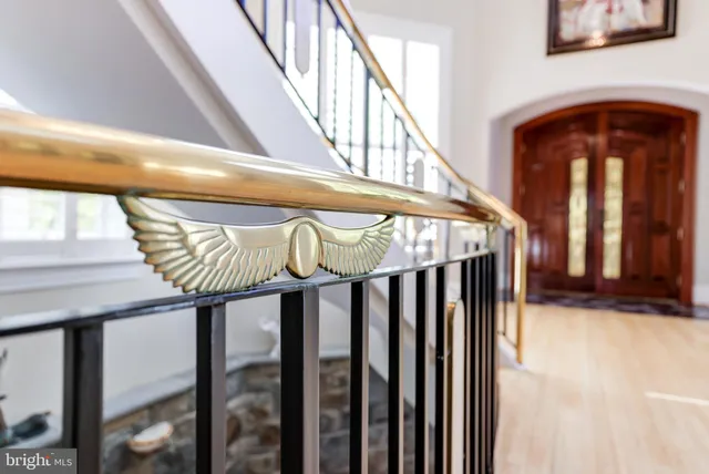 $14,900,000 | 658 Live Oak Drive, McLean, VA 22101