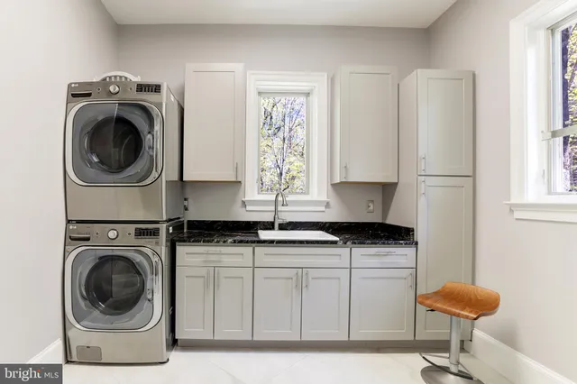 $14,900,000 | 658 Live Oak Drive, McLean, VA 22101