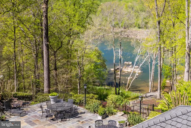 $14,900,000 | 658 Live Oak Drive, McLean, VA 22101