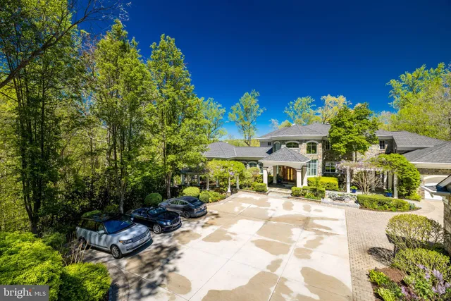 $14,900,000 | 658 Live Oak Drive, McLean, VA 22101
