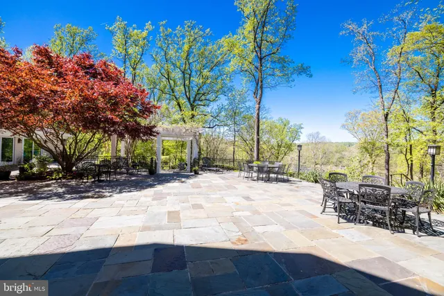 $14,900,000 | 658 Live Oak Drive, McLean, VA 22101