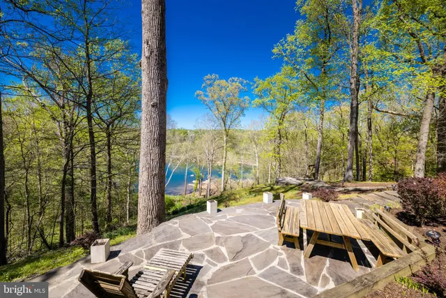 $14,900,000 | 658 Live Oak Drive, McLean, VA 22101