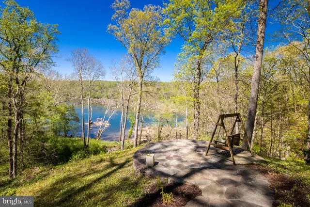 $14,900,000 | 658 Live Oak Drive, McLean, VA 22101