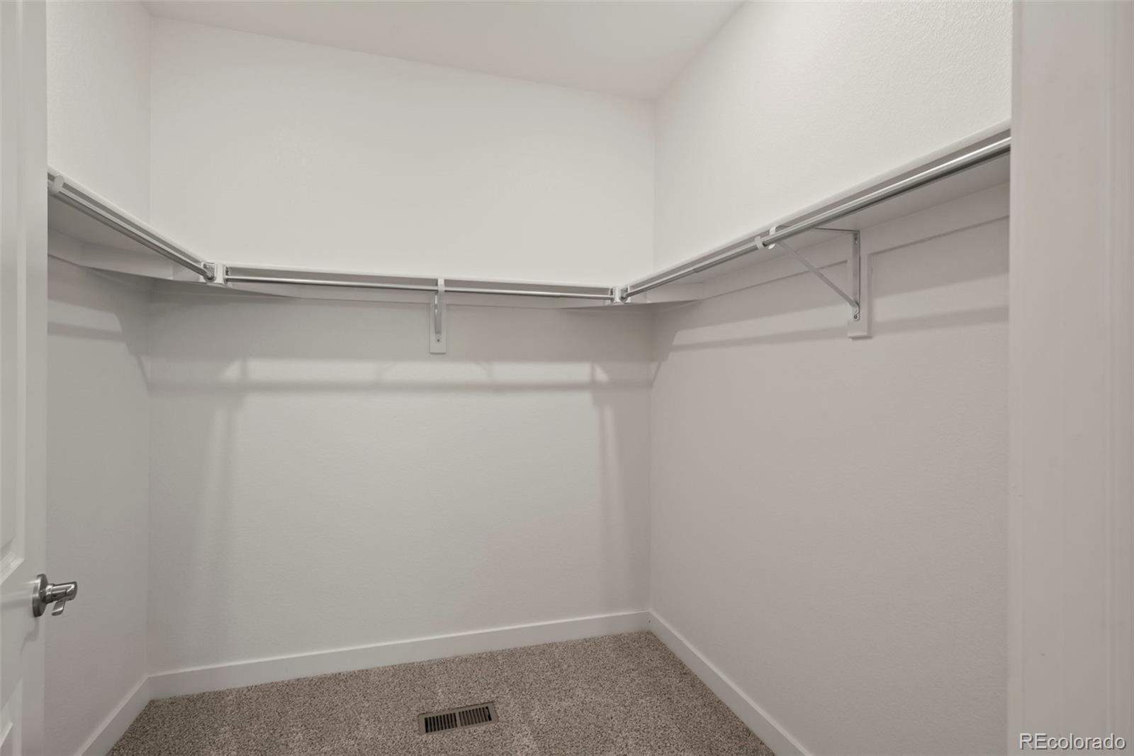 8902 Ferncrest Street Longmont, CO 80504 - Photo 12 of 36