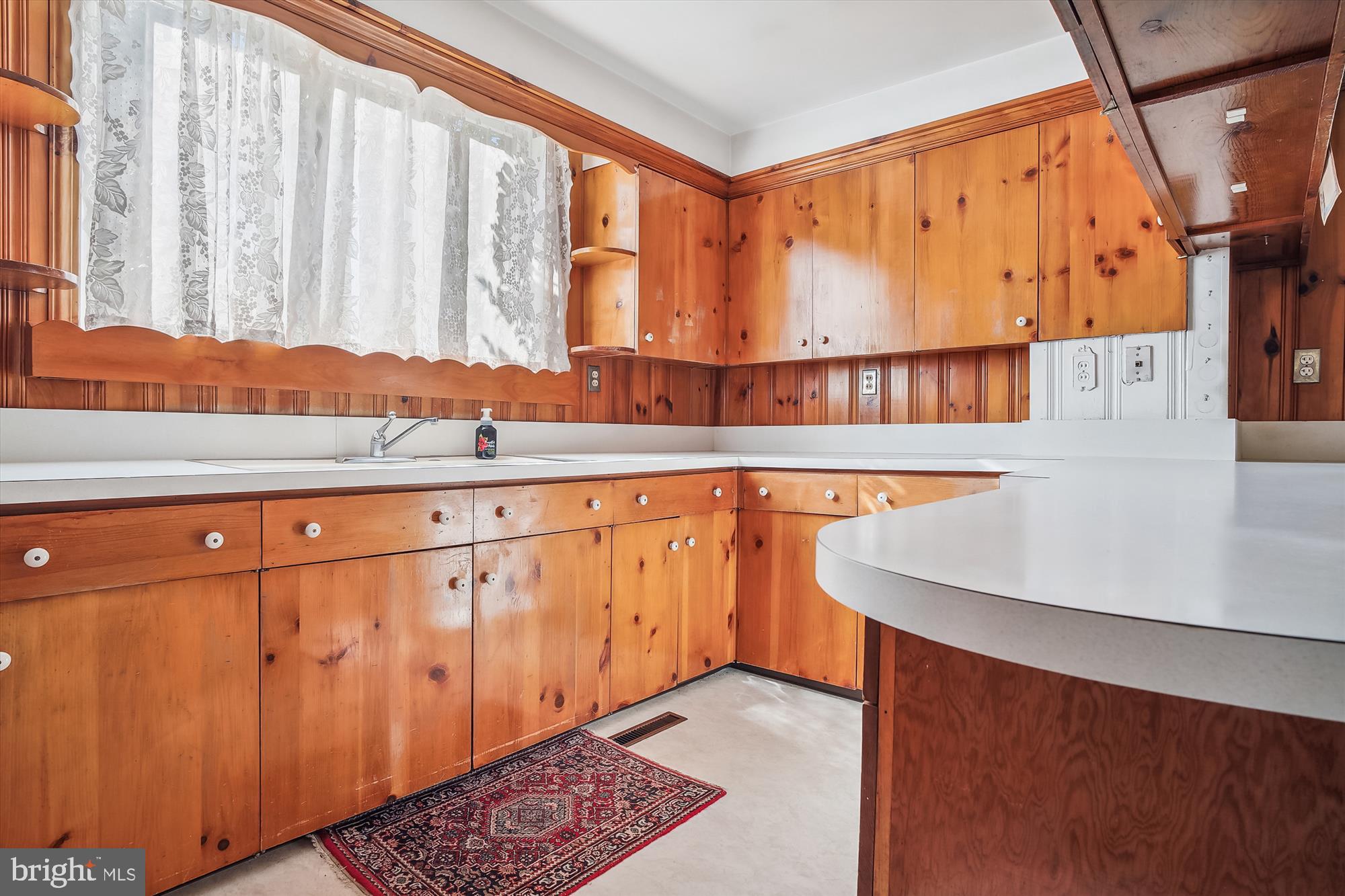 213 Oakley Street Cambridge, MD 21613 - Photo 18 of 47 Kitchen