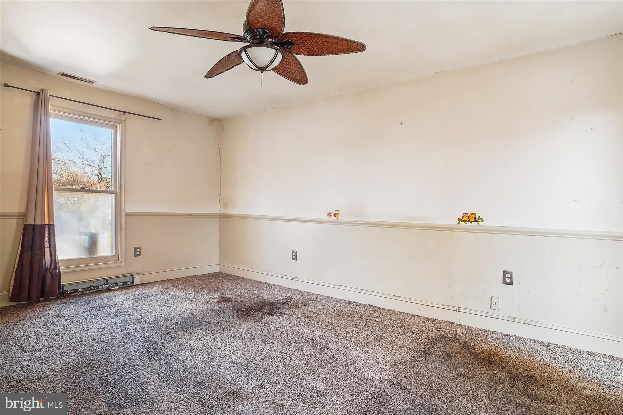 213 Oakley Street Cambridge, MD 21613 - Photo 26 of 47 Bedroom