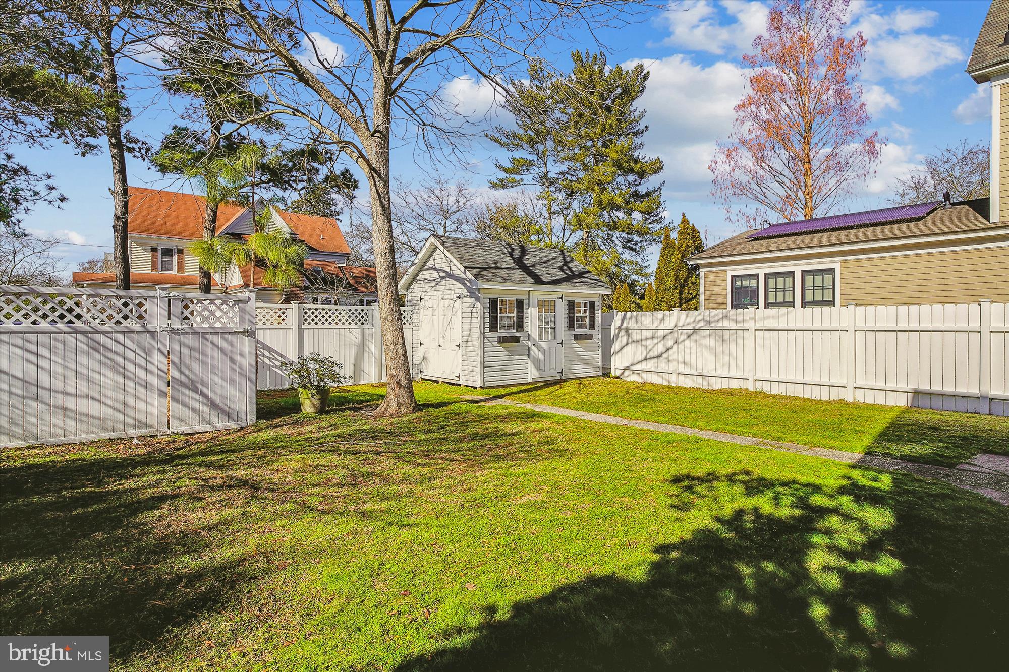 213 Oakley Street Cambridge, MD 21613 - Photo 5 of 47 Back Yard