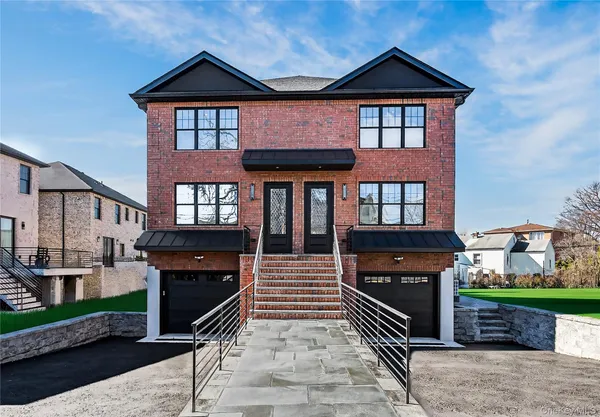 $6,800 | 7 Victoria Lane, Unit A, Yonkers, NY 10701