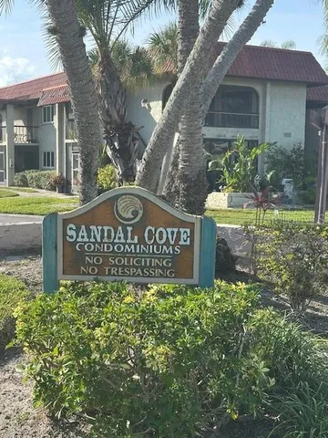 $1,595 | 1001 South Bayshore Boulevard, Unit 201, Safety Harbor, FL 34695