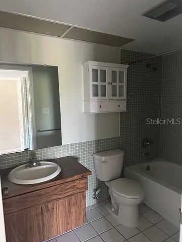 $1,595 | 1001 South Bayshore Boulevard, Unit 201, Safety Harbor, FL 34695