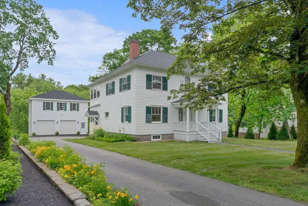 $1,595,000 | 40 Summer Street, Kennebunk, ME 04043