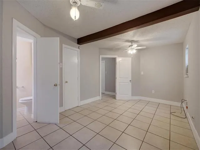 $1,250 | 605 Elmwood Place, Unit B, Austin, TX 78705