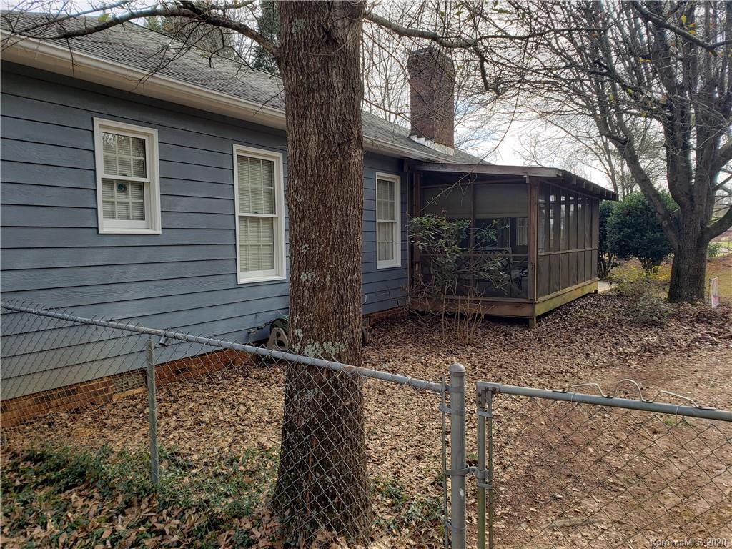 207 Bost Road Morganton, NC 28655 - Photo 3 of 19 Gallery Image 3