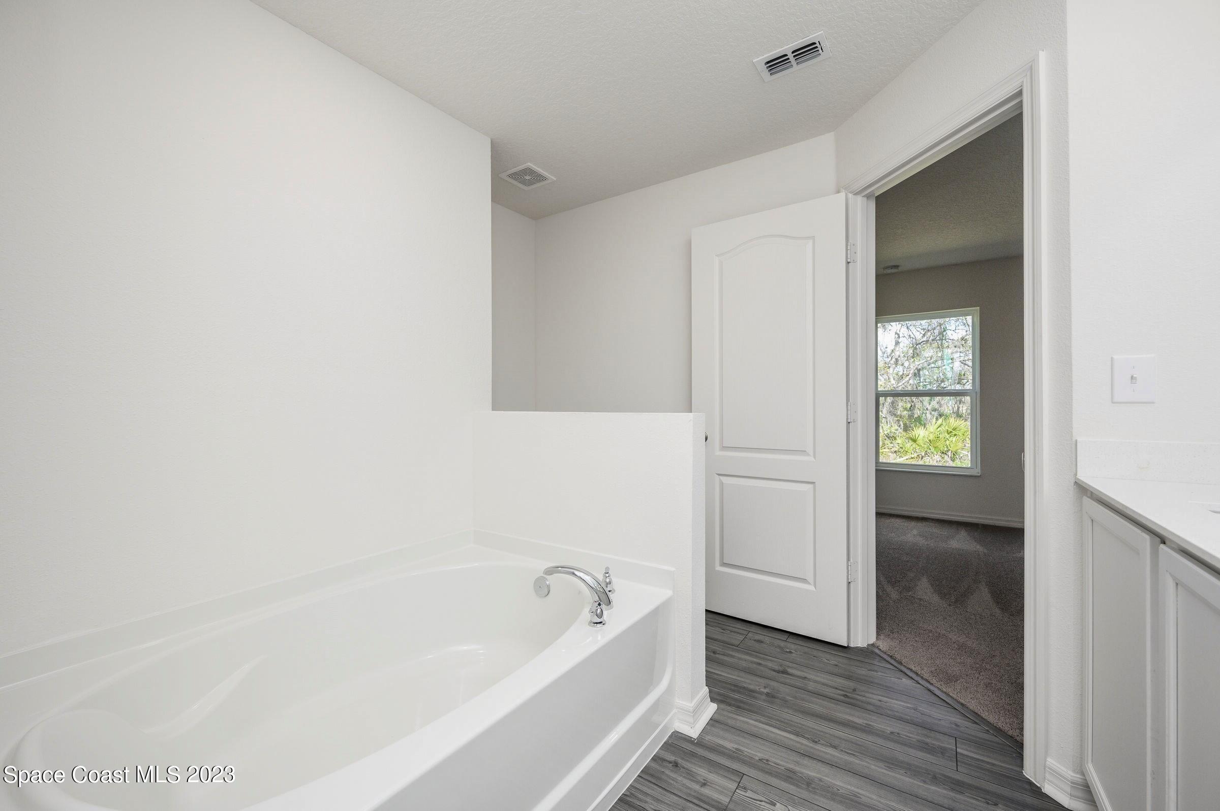 450 Old Road Palm Bay, FL 32908 - Photo 15 of 22 Florida_Estero_R (14)