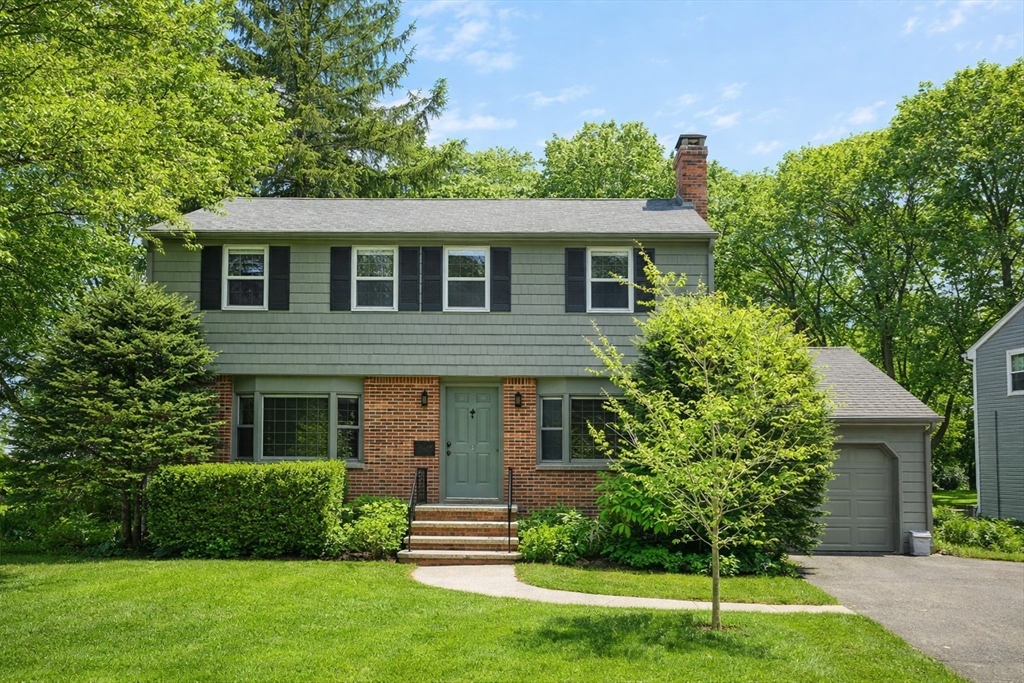 40 Dean Road Milton, MA 02186 - Photo 1 of 31 Gallery Image 1
