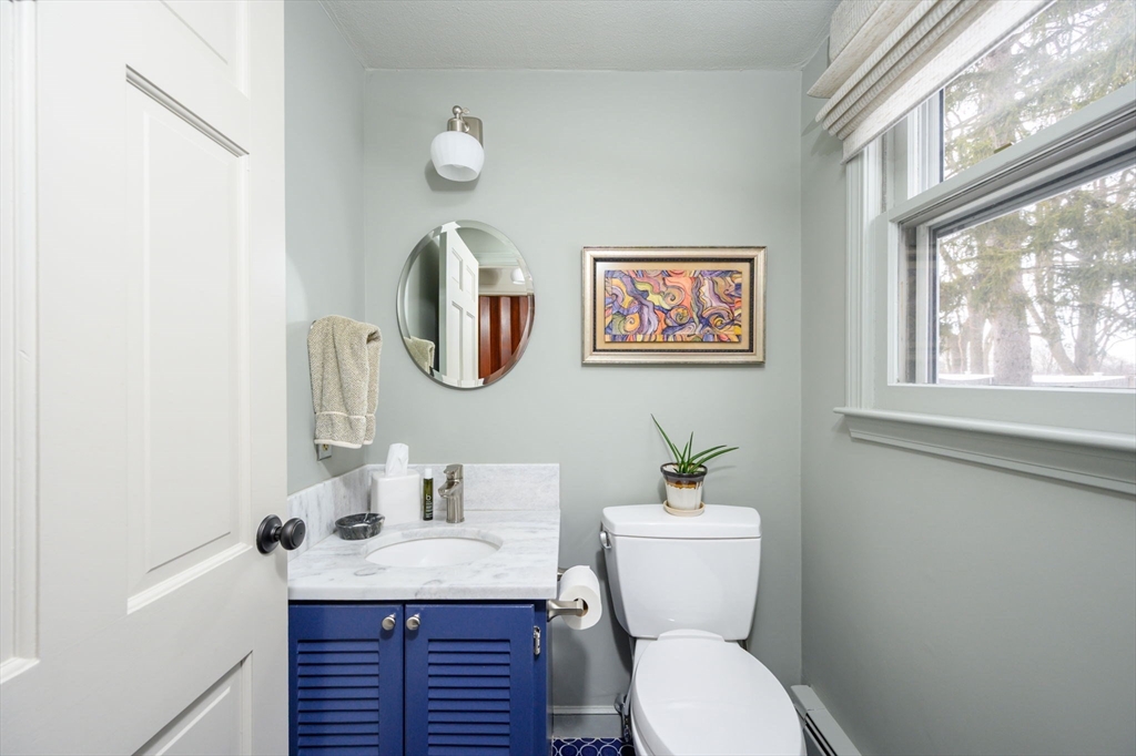 40 Dean Road Milton, MA 02186 - Photo 11 of 31 Gallery Image 11