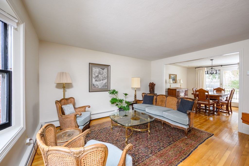 40 Dean Road Milton, MA 02186 - Photo 4 of 31 Gallery Image 4