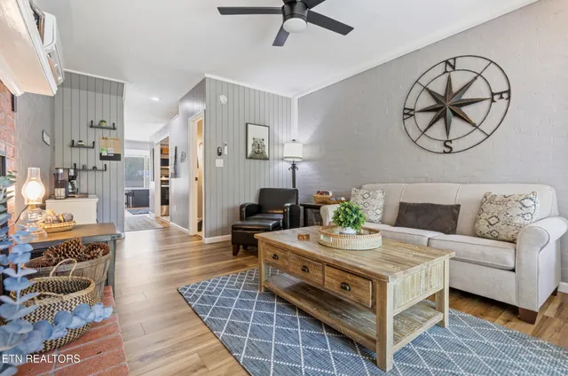 $369,900 | 2806 Suncrest Road, Unit 6, Pigeon Forge, TN 37863