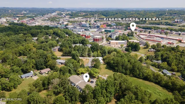 $369,900 | 2806 Suncrest Road, Unit 6, Pigeon Forge, TN 37863